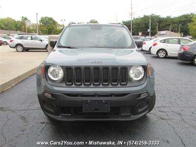2017 Jeep Renegade Sport 4x4 - Photo 2 - Mishawaka, IN 46545