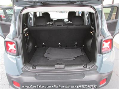 2017 Jeep Renegade Sport 4x4 - Photo 12 - Mishawaka, IN 46545
