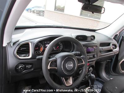 2017 Jeep Renegade Sport 4x4 - Photo 9 - Mishawaka, IN 46545