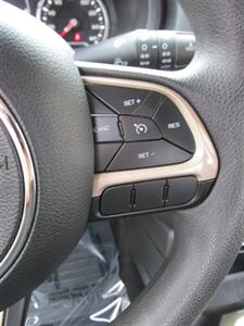 2017 Jeep Renegade Sport 4x4 - Photo 22 - Mishawaka, IN 46545