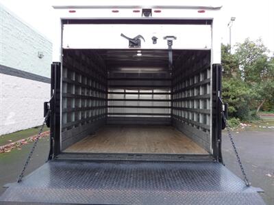 2017 ISUZU NPR REGULAR CAB GAS 14' BOX TRUCK   - Photo 19 - Corvallis, OR 97330