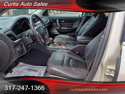 2014 Chevrolet Traverse LT   - Photo 8 - Indianapolis, IN 46231