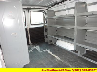 2018 Chevrolet Express 2500 Cargo Van   - Photo 23 - Jersey City, NJ 07307