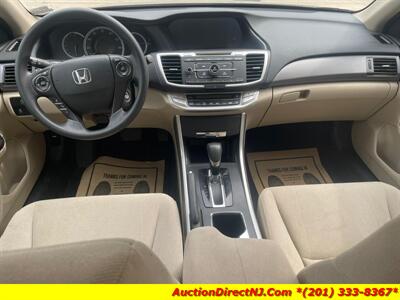 2013 Honda Accord 4-Door Sedan   - Photo 17 - Jersey City, NJ 07307