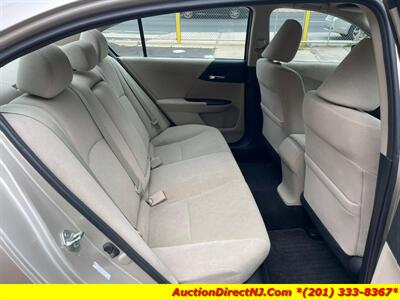 2013 Honda Accord 4-Door Sedan   - Photo 15 - Jersey City, NJ 07307