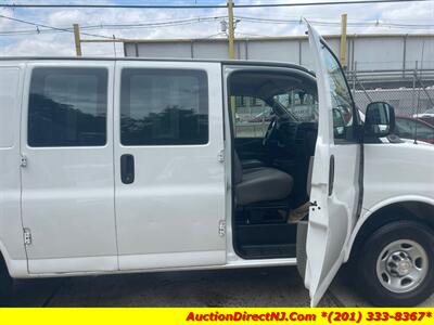 2021 Chevrolet Express 2500 Cargo Van   - Photo 9 - Jersey City, NJ 07307