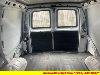 2021 Chevrolet Express 2500 Cargo Van   - Photo 25 - Jersey City, NJ 07307