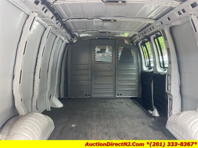 2021 Chevrolet Express 2500 Cargo Van   - Photo 28 - Jersey City, NJ 07307