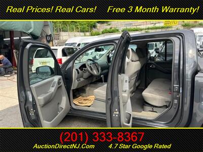 2012 Nissan Frontier 4dr. Crew Cab SV 4WD   - Photo 9 - Jersey City, NJ 07307