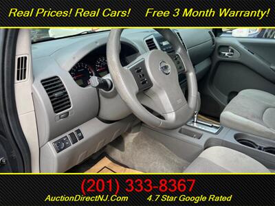 2012 Nissan Frontier 4dr. Crew Cab SV 4WD   - Photo 18 - Jersey City, NJ 07307