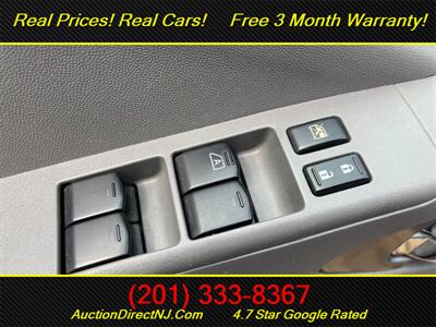 2012 Nissan Frontier 4dr. Crew Cab SV 4WD   - Photo 25 - Jersey City, NJ 07307