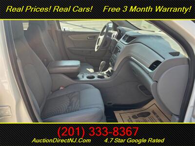 2013 Chevrolet Traverse 3rd Row LS AWD   - Photo 12 - Jersey City, NJ 07307