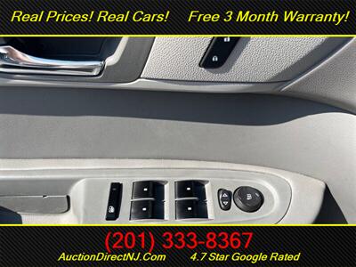 2013 Chevrolet Traverse 3rd Row LS AWD   - Photo 29 - Jersey City, NJ 07307