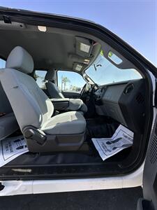 2011 Ford F-250 Super Duty XL   - Photo 15 - Bakersfield, CA 93301