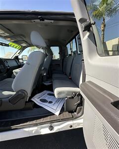 2011 Ford F-250 Super Duty XL   - Photo 8 - Bakersfield, CA 93301