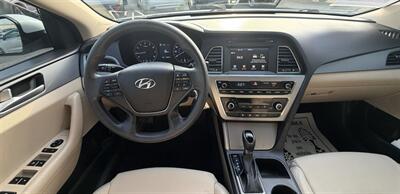 2017 Hyundai SONATA   - Photo 18 - Bakersfield, CA 93305