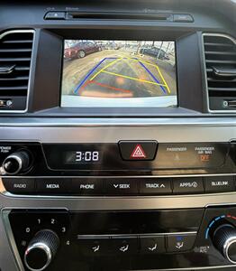 2017 Hyundai SONATA   - Photo 23 - Bakersfield, CA 93305