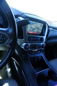 2015 Chevrolet Tahoe LT 2WD   - Photo 13 - Bakersfield, CA 93305