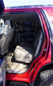 2015 Chevrolet Tahoe LT 2WD   - Photo 8 - Bakersfield, CA 93305