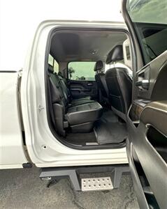 2016 GMC Sierra 2500 Denali   - Photo 15 - Bakersfield, CA 93301