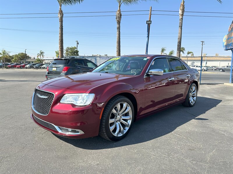 2018 Chrysler 300 Series Limited  