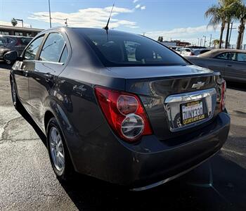 2014 Chevrolet Sonic LT Auto   - Photo 8 - Bakersfield, CA 93305