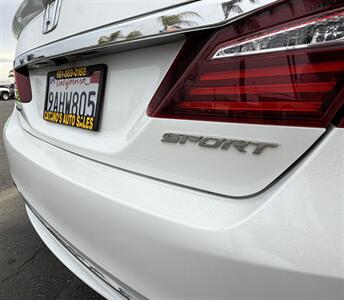 2017 Honda Accord Sport   - Photo 13 - Bakersfield, CA 93305