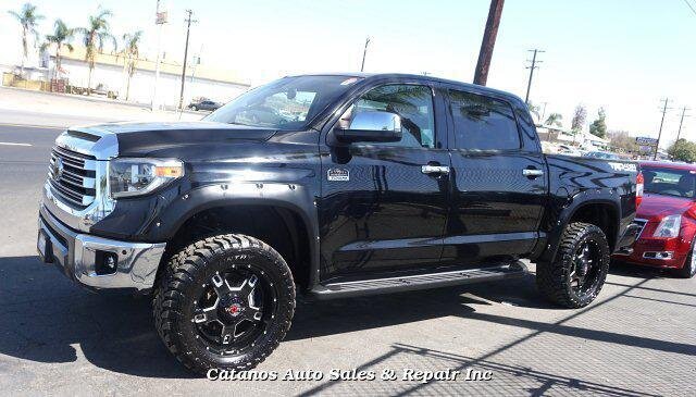 2018 Toyota Tundra Tundra Platinum Crew Max 4WD 5.7-Liter  