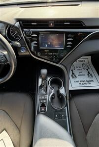 2018 Toyota Camry Hybrid LE - Photo 21 - Bakersfield, CA 93301