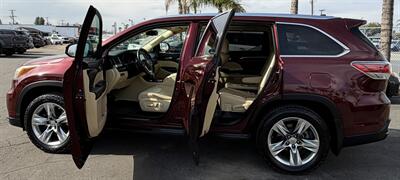 2015 Toyota Highlander Limited   - Photo 5 - Bakersfield, CA 93305