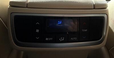 2015 Toyota Highlander Limited   - Photo 21 - Bakersfield, CA 93305