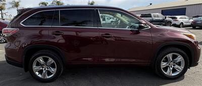 2015 Toyota Highlander Limited   - Photo 16 - Bakersfield, CA 93305