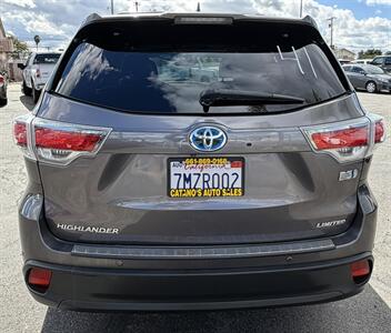 2015 Toyota Highlander Hybrid Limited   - Photo 9 - Bakersfield, CA 93301