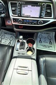 2015 Toyota Highlander Hybrid Limited   - Photo 22 - Bakersfield, CA 93301
