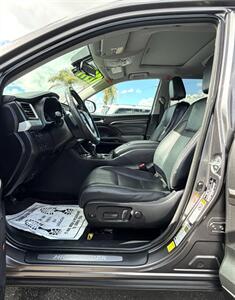 2015 Toyota Highlander Hybrid Limited   - Photo 6 - Bakersfield, CA 93301