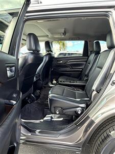 2015 Toyota Highlander Hybrid Limited   - Photo 7 - Bakersfield, CA 93301