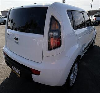 2011 Kia Soul +   - Photo 13 - Bakersfield, CA 93305