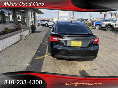2013 Chrysler 200 S - Photo 7 - Flint, MI 48503