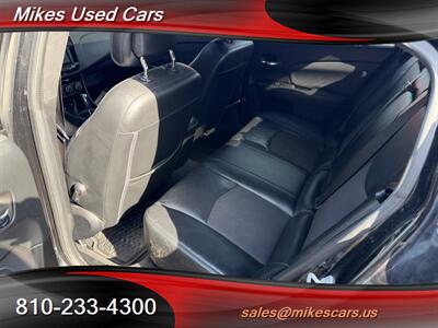 2013 Chrysler 200 S - Photo 9 - Flint, MI 48503