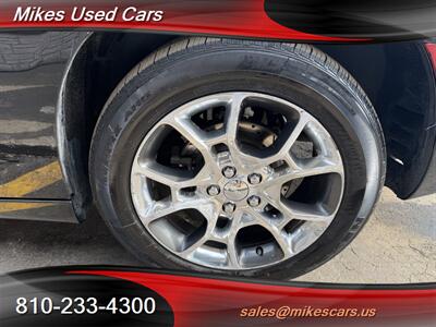 2017 Dodge Charger SXT - Photo 8 - Flint, MI 48503