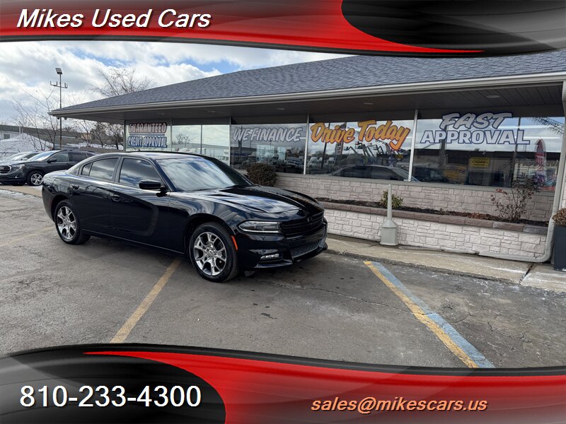 2017 Dodge Charger SXT   - Photo 1 - Flint, MI 48503