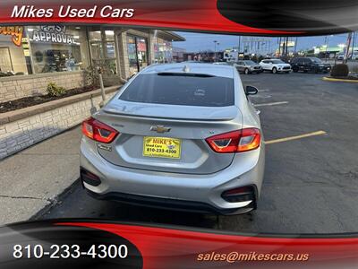 2017 Chevrolet Cruze LT Auto - Photo 7 - Flint, MI 48503