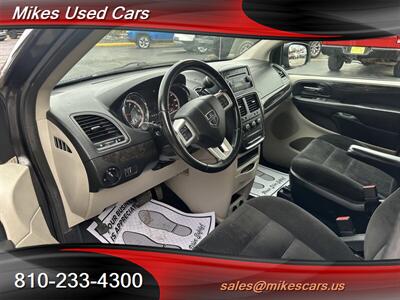 2016 Dodge Grand Caravan SXT - Photo 11 - Flint, MI 48503