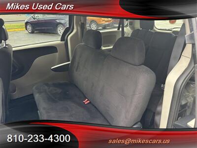 2016 Dodge Grand Caravan SXT - Photo 10 - Flint, MI 48503