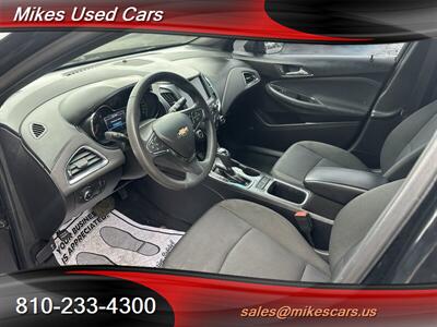 2018 Chevrolet Cruze LT Auto - Photo 11 - Flint, MI 48503