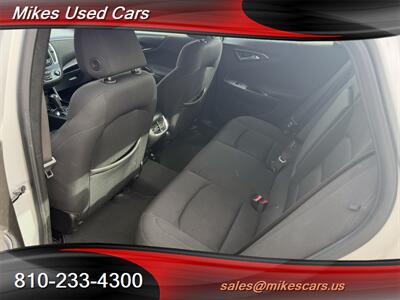 2020 Chevrolet Malibu LT - Photo 9 - Flint, MI 48503