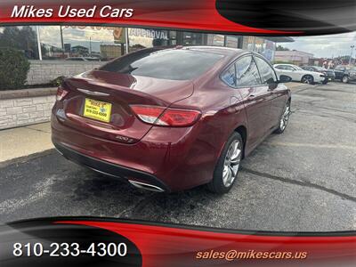 2016 Chrysler 200 S - Photo 9 - Flint, MI 48503