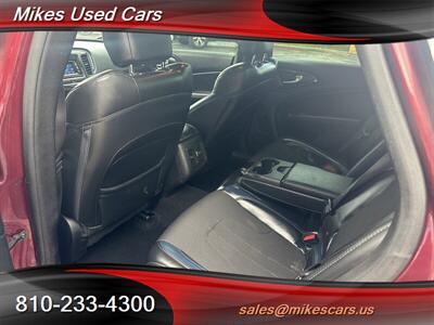 2016 Chrysler 200 S - Photo 19 - Flint, MI 48503