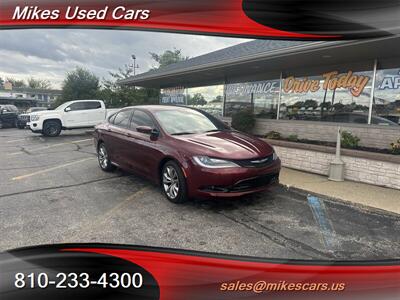 2016 Chrysler 200 S - Photo 8 - Flint, MI 48503