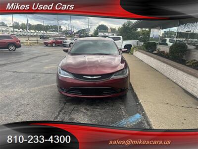 2016 Chrysler 200 S - Photo 12 - Flint, MI 48503